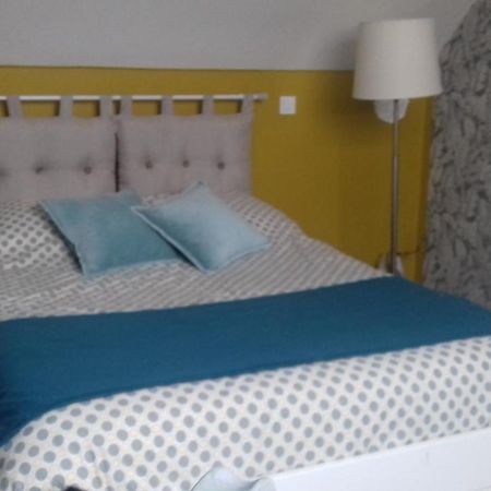 Chambre dans maison privée Awoingt Extérieur photo