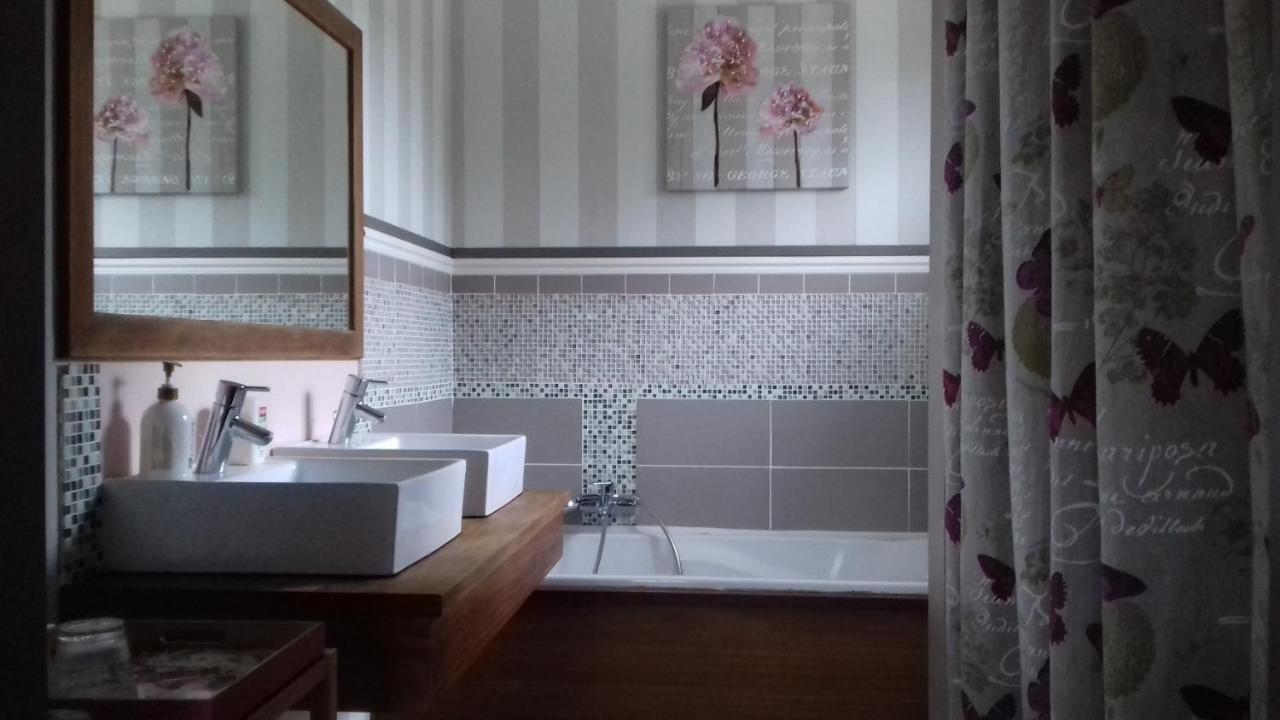 Chambre dans maison privée Awoingt Extérieur photo
